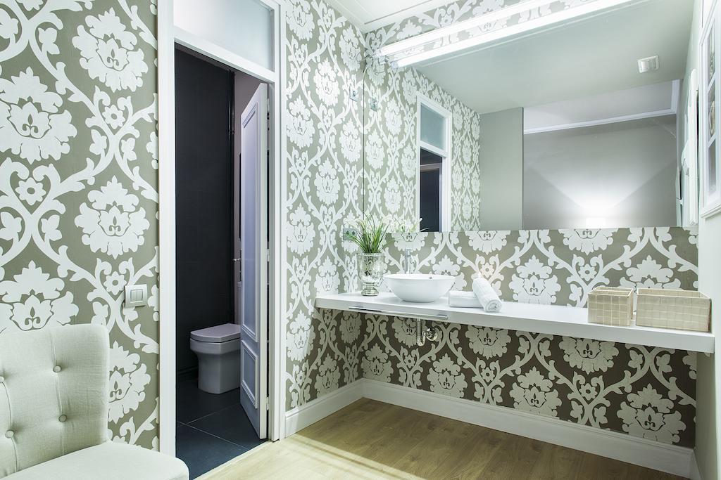 Bachome Gallery B&B Барселона Стая снимка